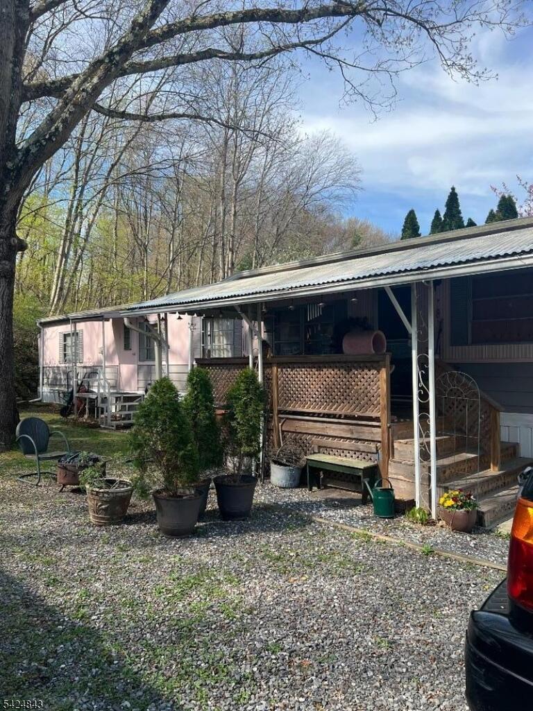 Property listing MLS 4021217 photo 1