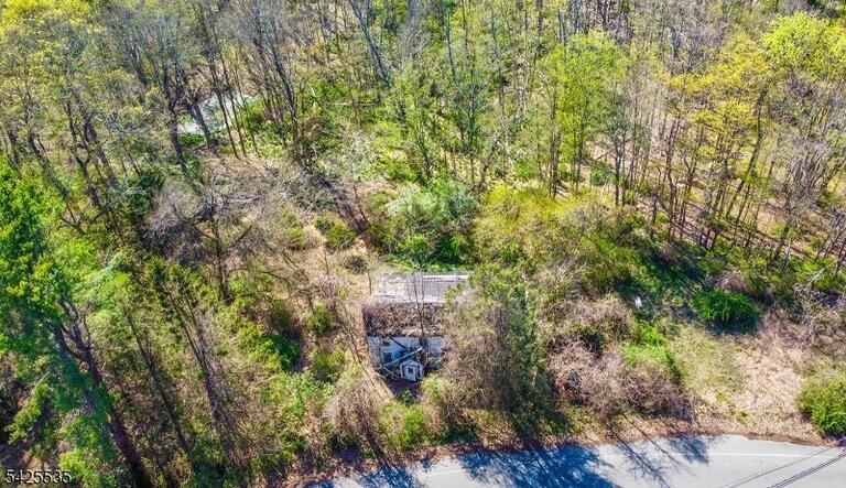 Property listing MLS 4021775 photo 3