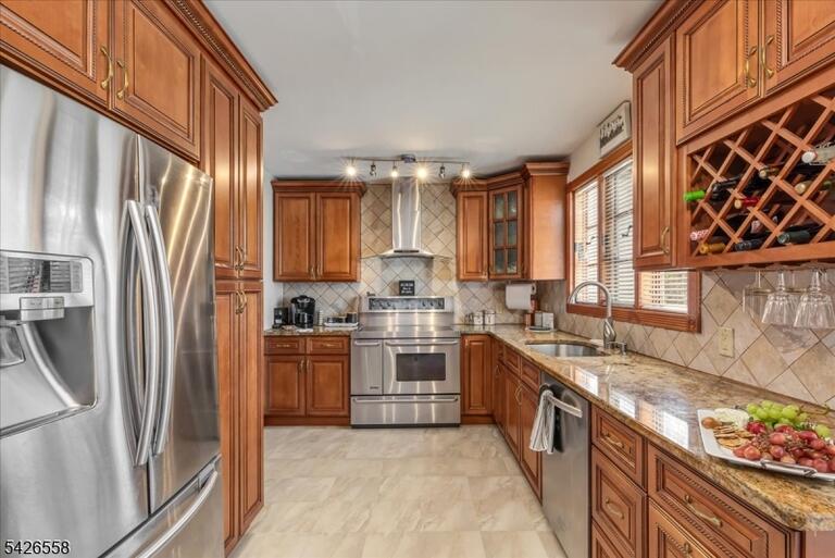 Property listing MLS 4023194 photo 12