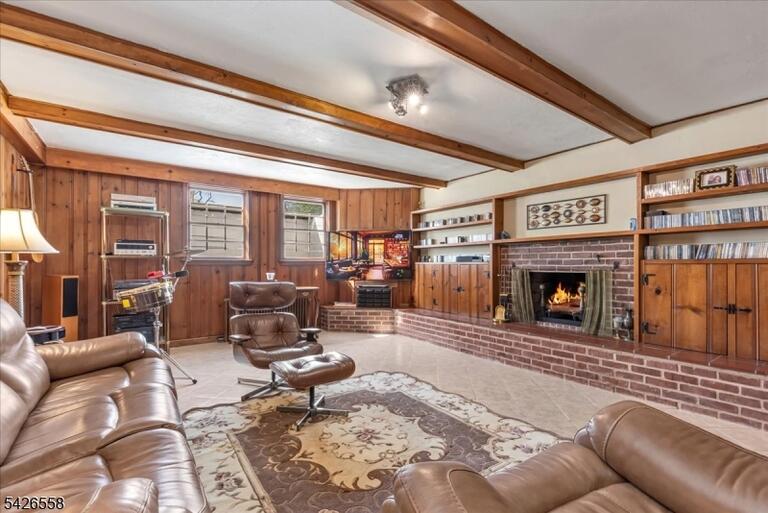 Property listing MLS 4023194 photo 29