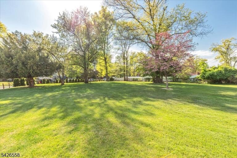 Property listing MLS 4023194 photo 36