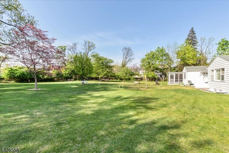 Property listing MLS 4023194 photo 37