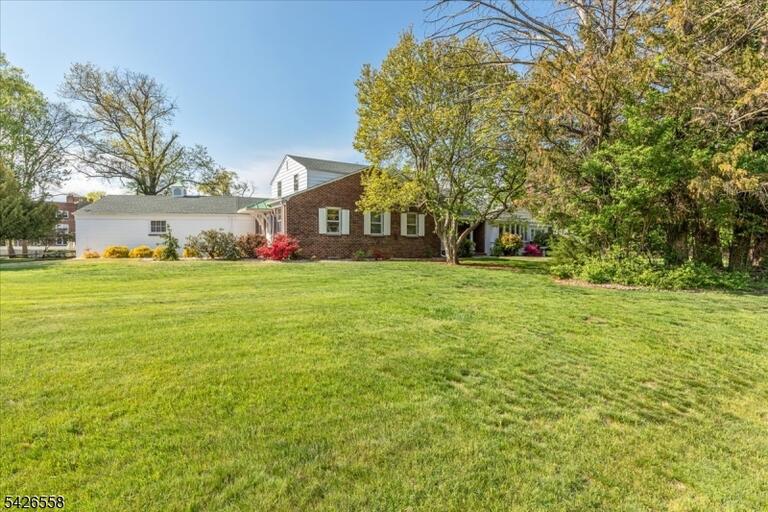 Property listing MLS 4023194 photo 48