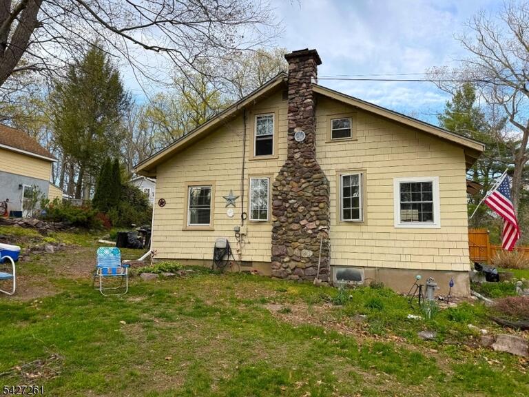 Property listing MLS 4023565 photo 32