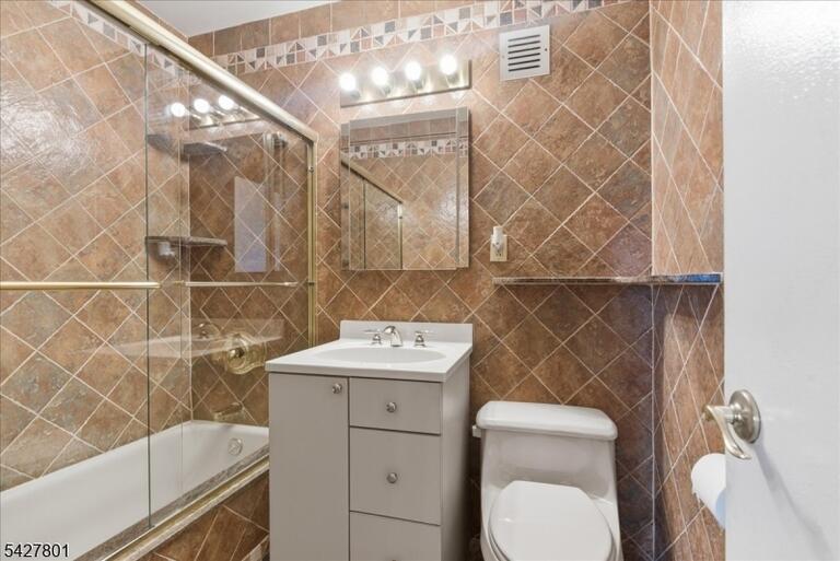 Property listing MLS 4023952 photo 16