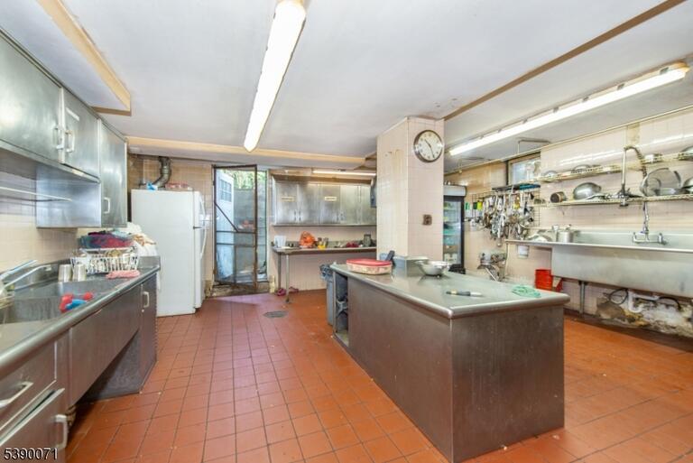 Property listing MLS 4024421 photo 14
