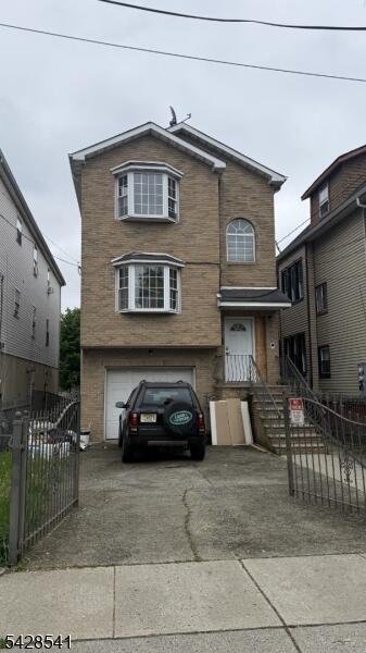 Property listing MLS 4024480 photo 1