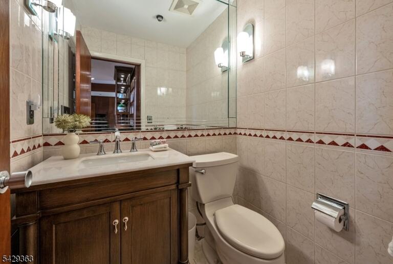 Property listing MLS 4025204 photo 17