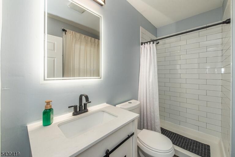 Property listing MLS 4026155 photo 17
