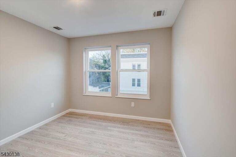 Property listing MLS 4026170 photo 18