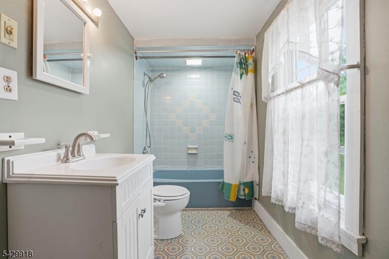 Property listing MLS 4026261 photo 17