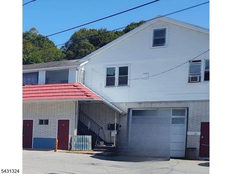 Property listing MLS 4026871 photo 1