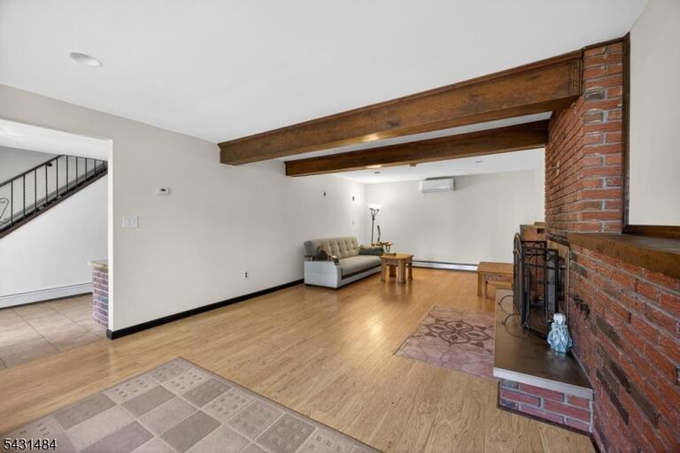 Property listing MLS 4027221 photo 24