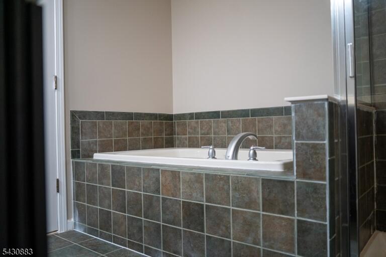 Property listing MLS 4027863 photo 28