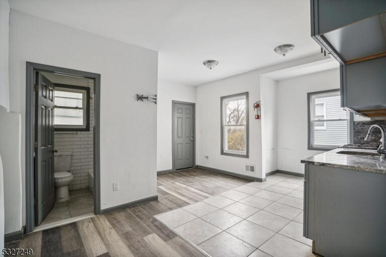 Property listing MLS 4028345 photo 4