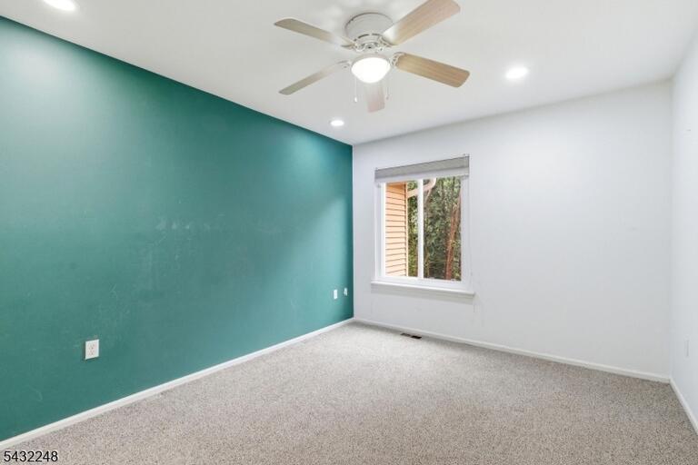 Property listing MLS 4028621 photo 8