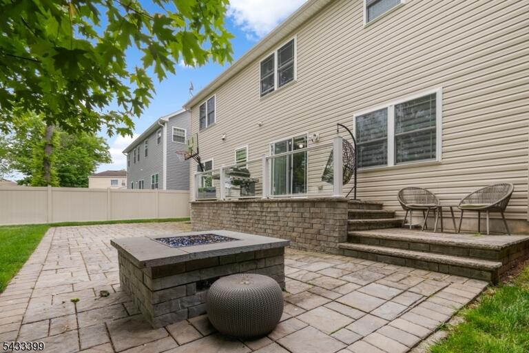 Property listing MLS 4028852 photo 23