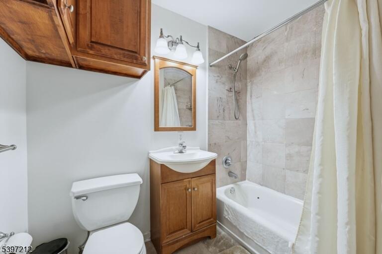 Property listing MLS 4028874 photo 19