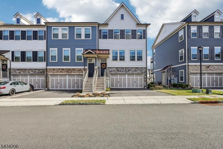 Property listing MLS 4029525 photo 1