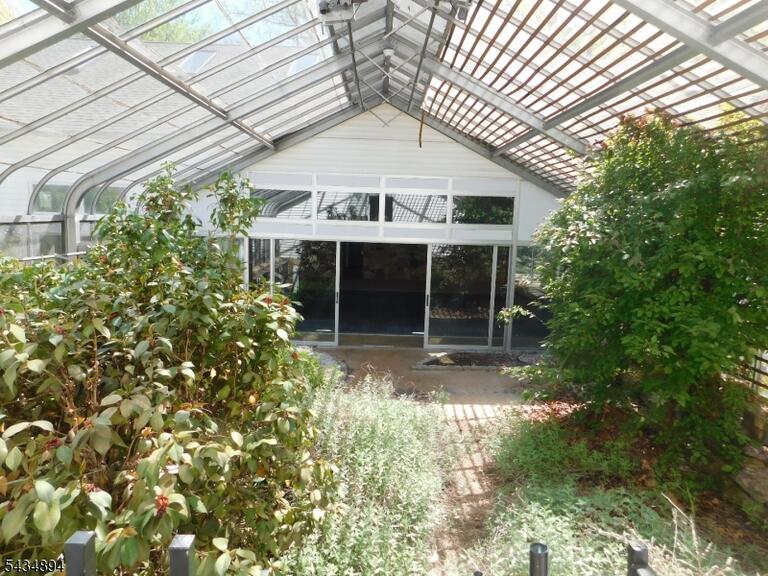 Property listing MLS 4030295 photo 17