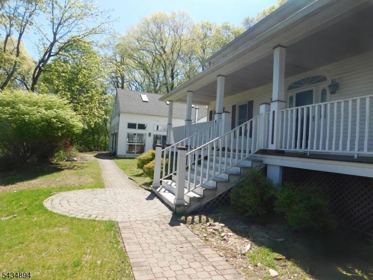 Property listing MLS 4030295 photo 36