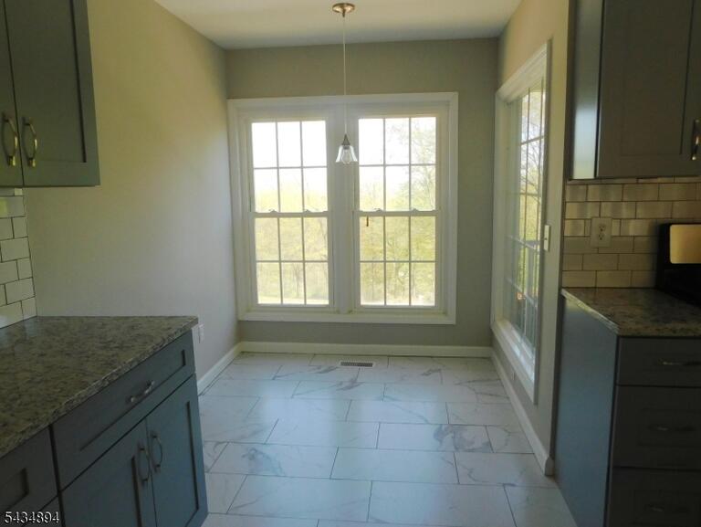 Property listing MLS 4030295 photo 9
