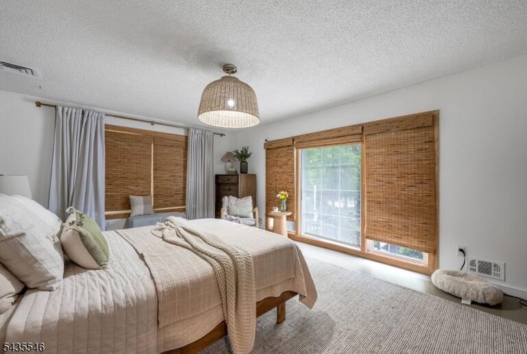 Property listing MLS 4030720 photo 11