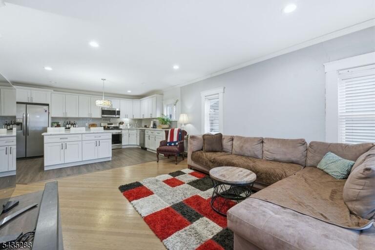 Property listing MLS 4030754 photo 37