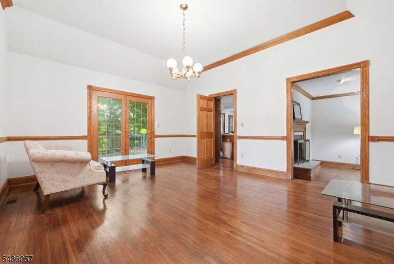 Property listing MLS 4031155 photo 14