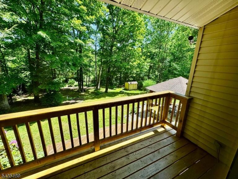 Property listing MLS 4031210 photo 10
