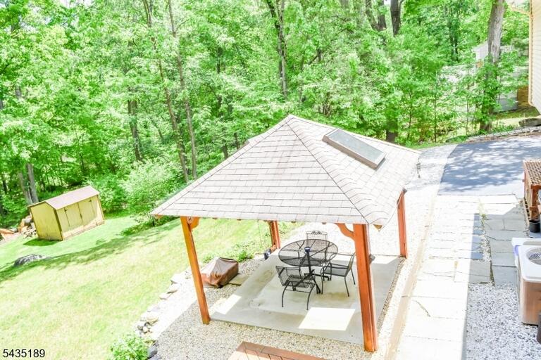 Property listing MLS 4031210 photo 35
