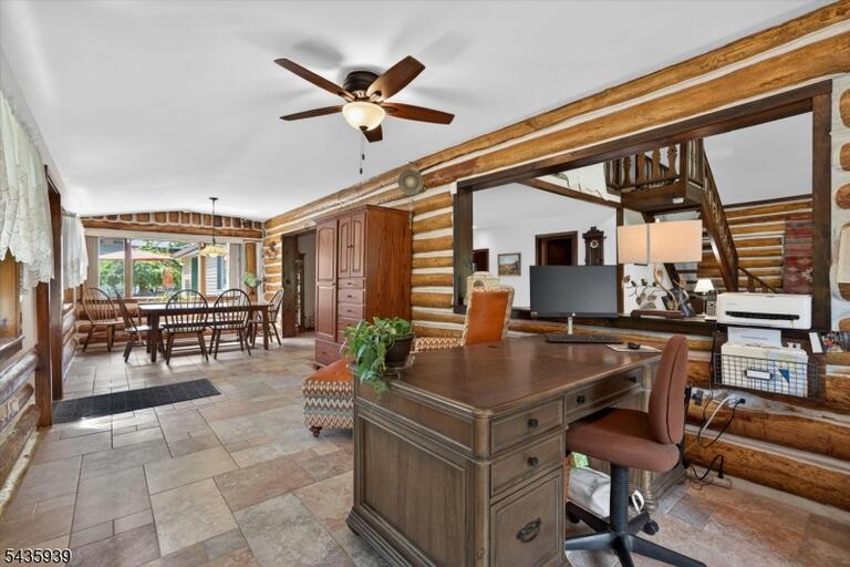 Property listing MLS 4031565 photo 11