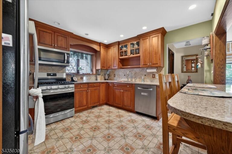 Property listing MLS 4031565 photo 16