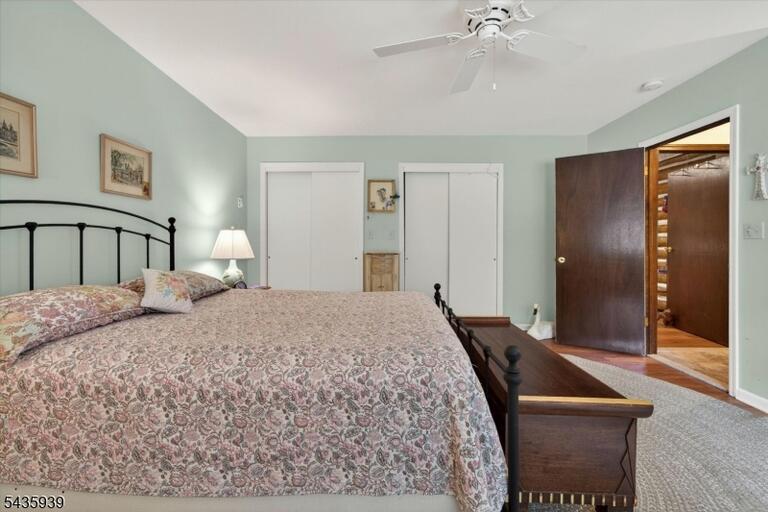 Property listing MLS 4031565 photo 31