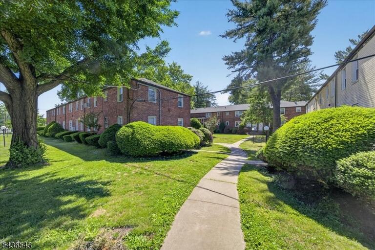 Property listing MLS 4031772 photo 8
