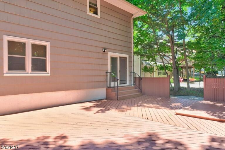 Property listing MLS 4031882 photo 5