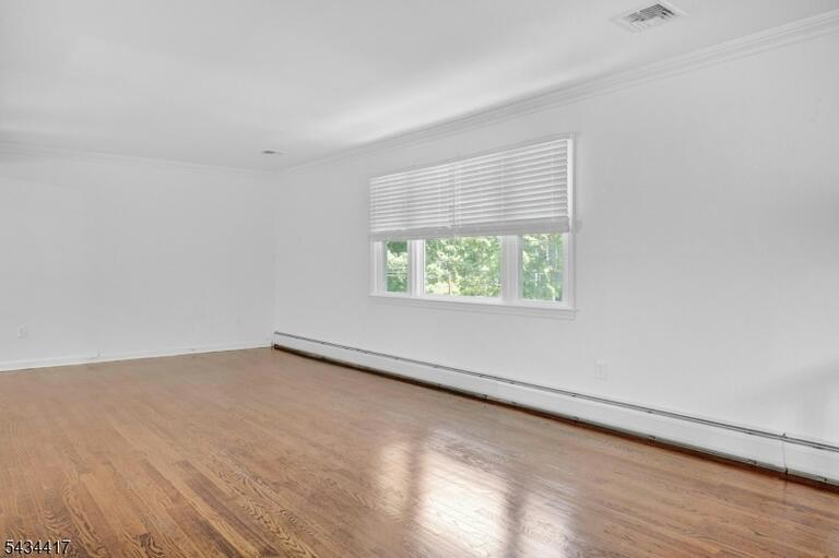 Property listing MLS 4031882 photo 9
