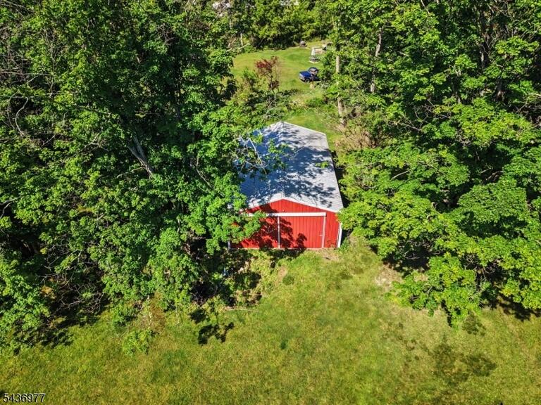 Property listing MLS 4031950 photo 10