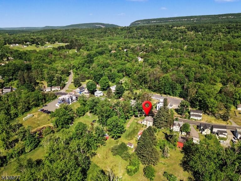 Property listing MLS 4031950 photo 17