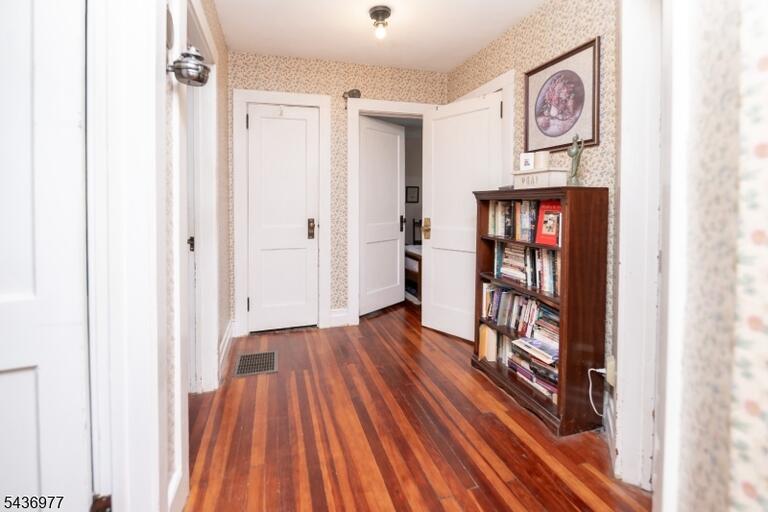 Property listing MLS 4031950 photo 39