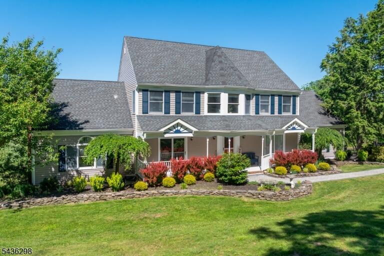 Property listing MLS 4032211 photo 1