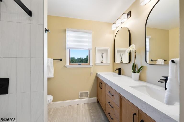 Property listing MLS 4032211 photo 31