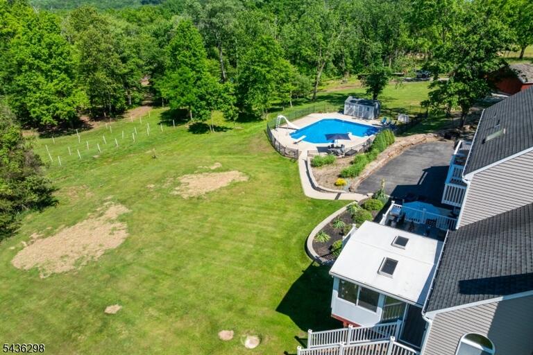 Property listing MLS 4032211 photo 4