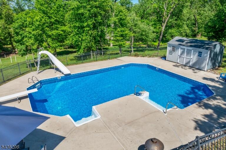 Property listing MLS 4032211 photo 5