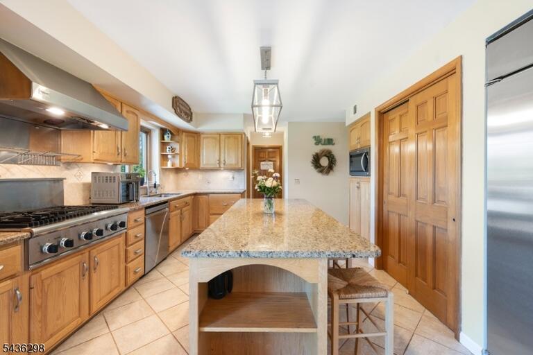 Property listing MLS 4032211 photo 8