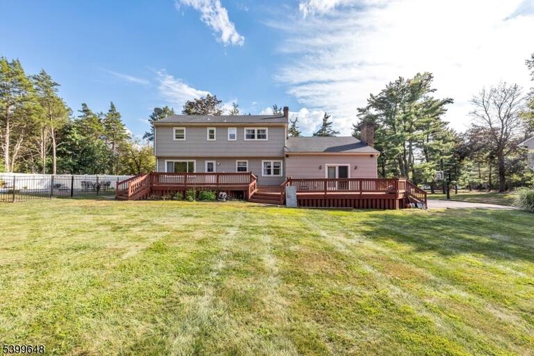 Property listing MLS 4032532 photo 26