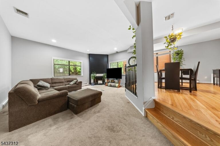Property listing MLS 4032551 photo 1