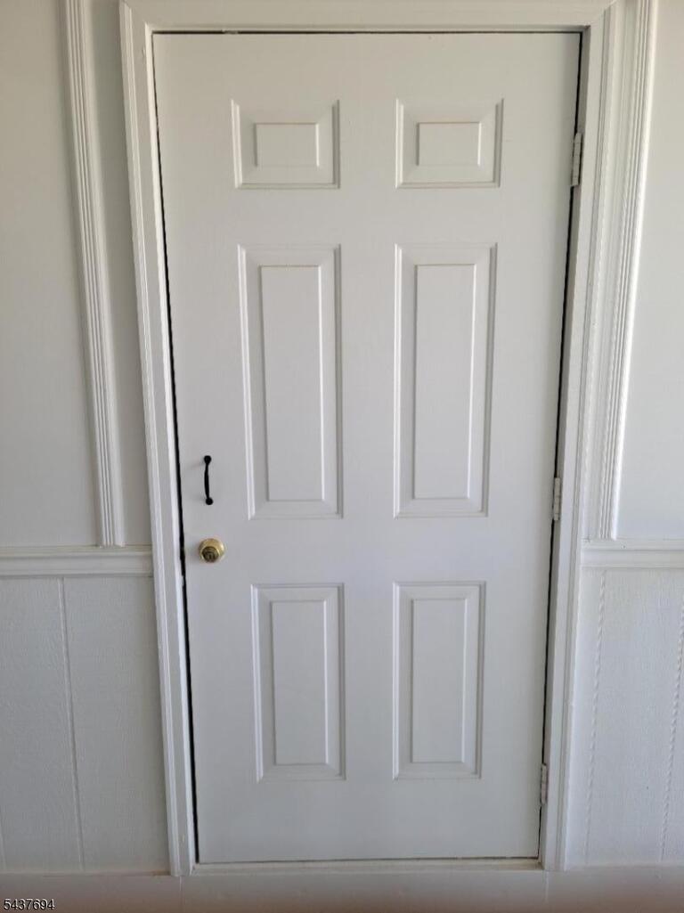 Property listing MLS 4032641 photo 11