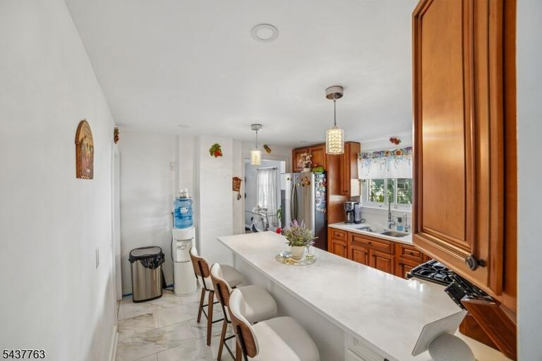 Property listing MLS 4032726 photo 7
