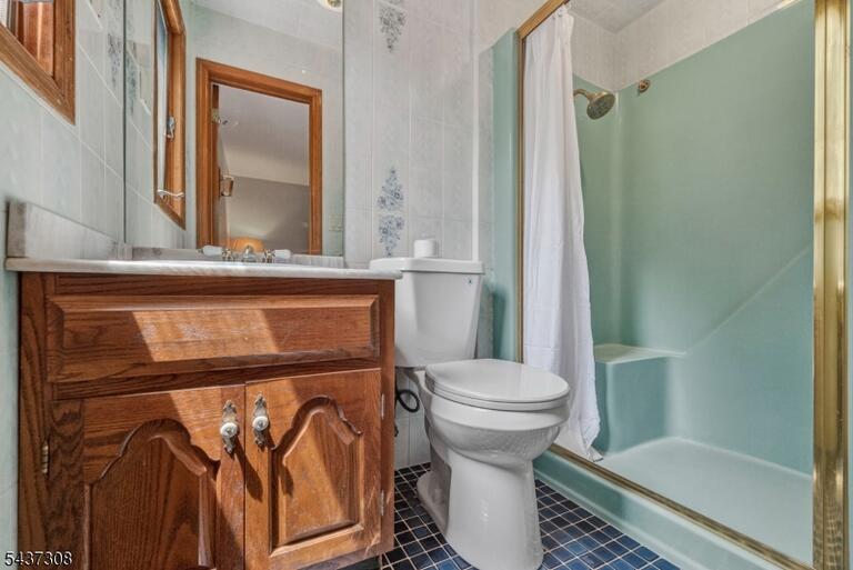 Property listing MLS 4032801 photo 18
